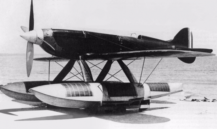 gallery/iw_macchi_castoldi_mc-72_06